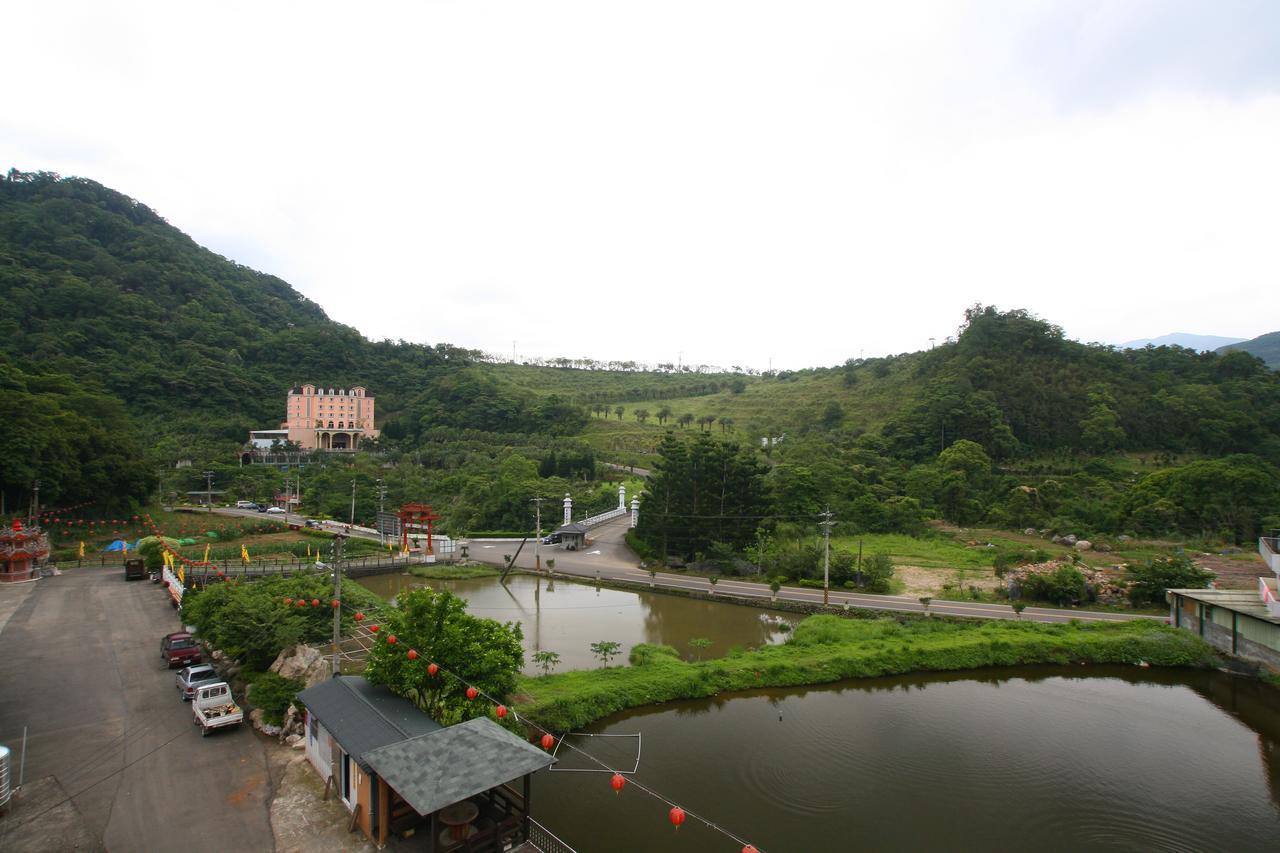 Life Leisure Resort Guanxi Buitenkant foto